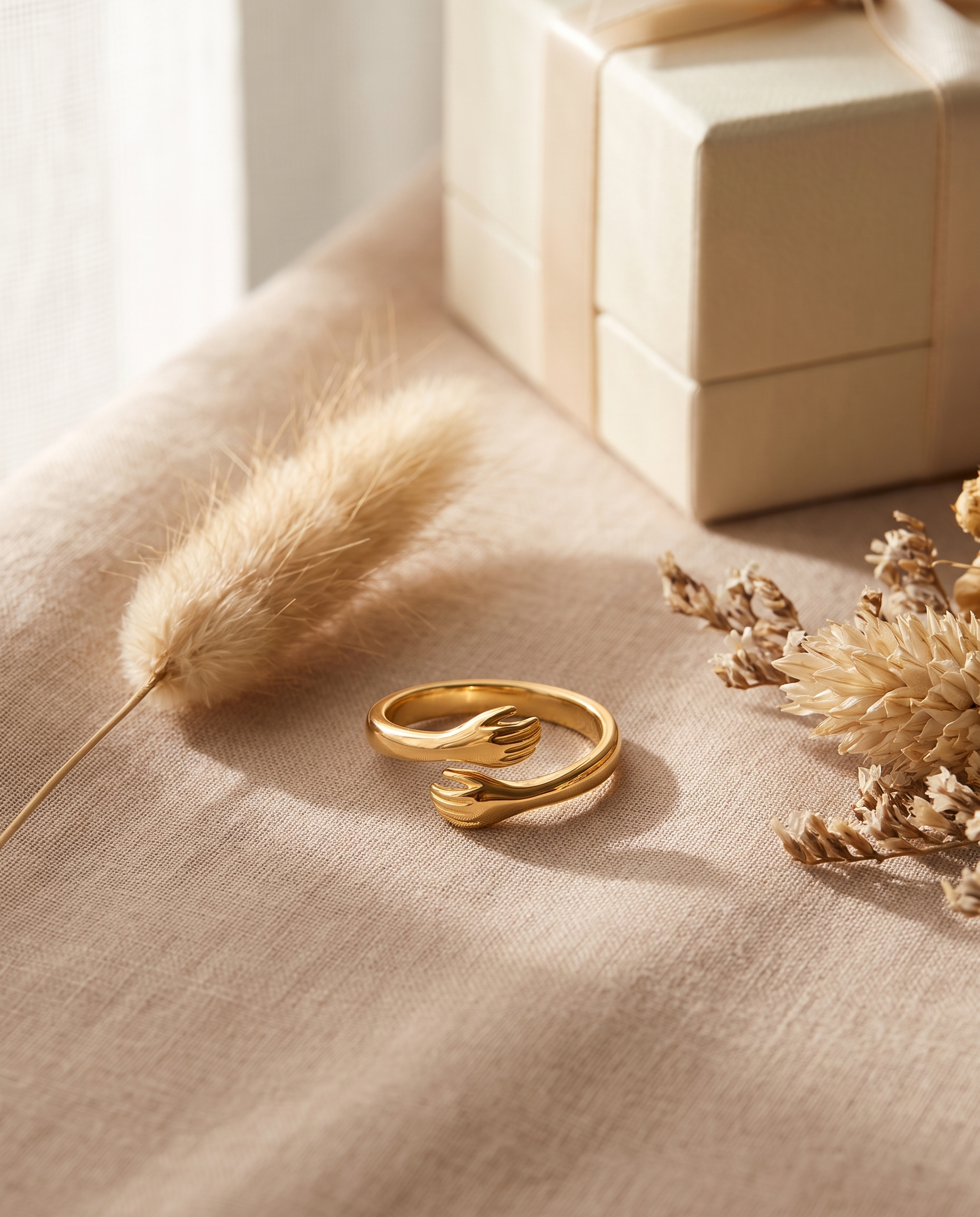 Adjustable Hug Ring