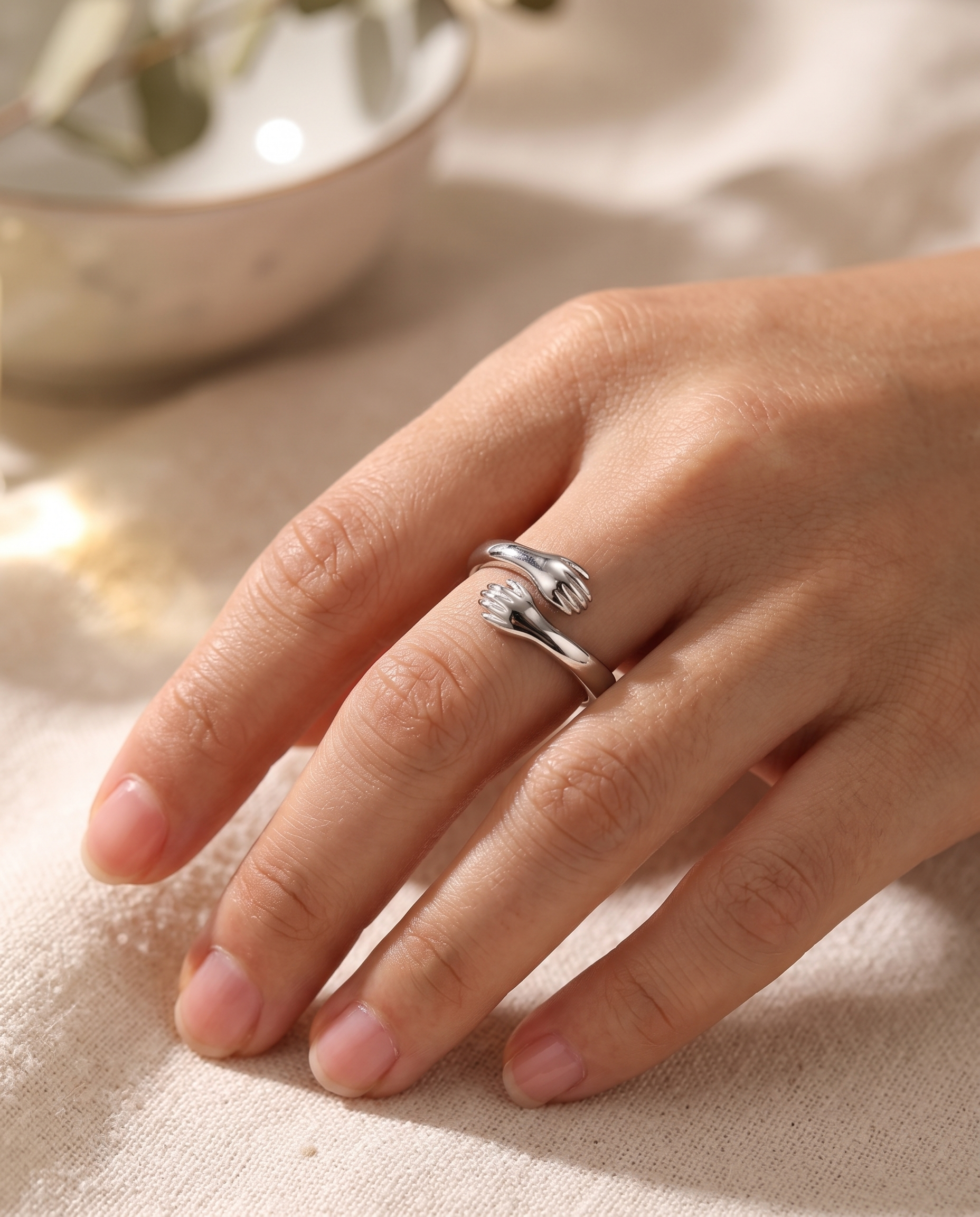 Hug Ring angle